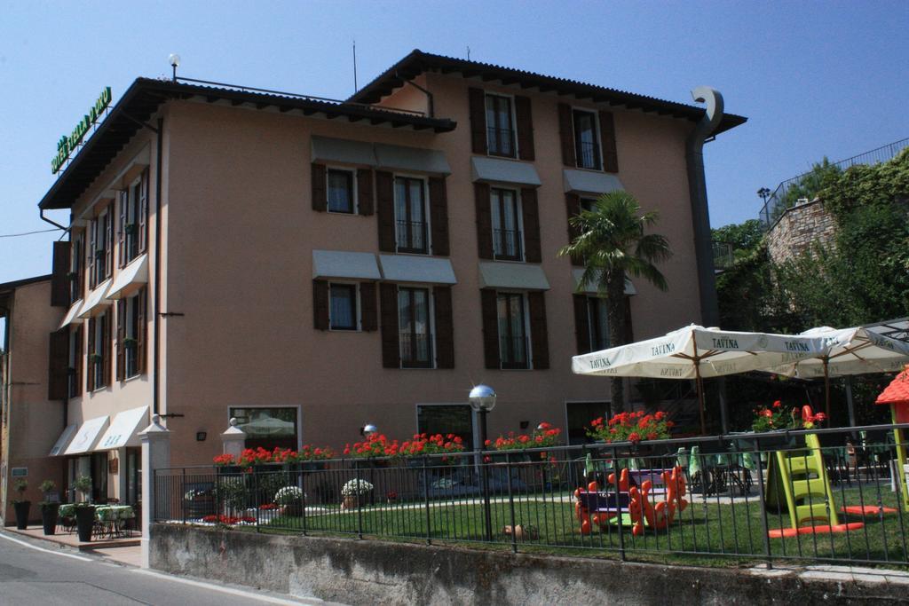 Stella D'Oro - Hotel & Apartments Tremosine Exteriör bild